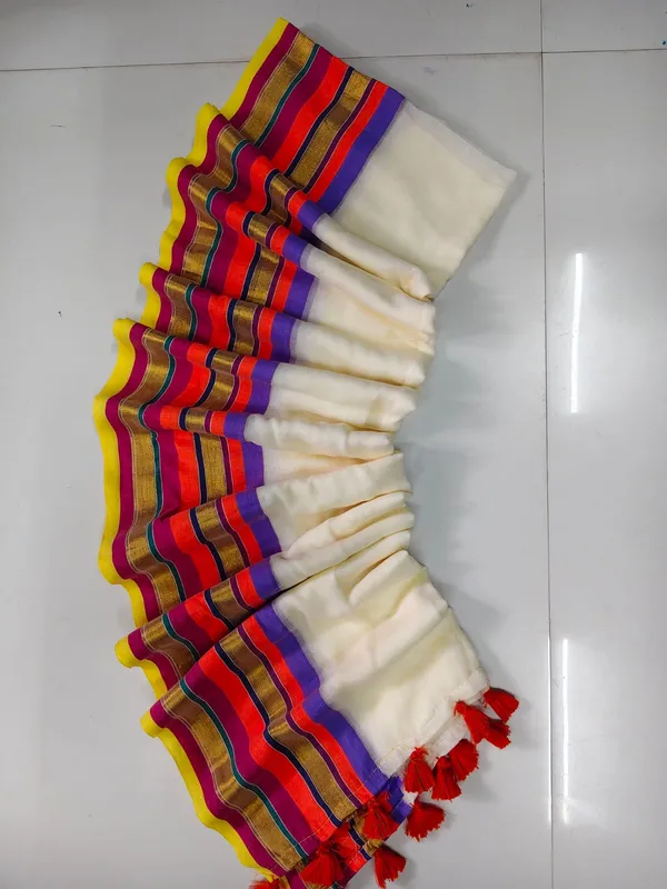 Off_White_Designer_Mul_Cotton_Handloom_Saree