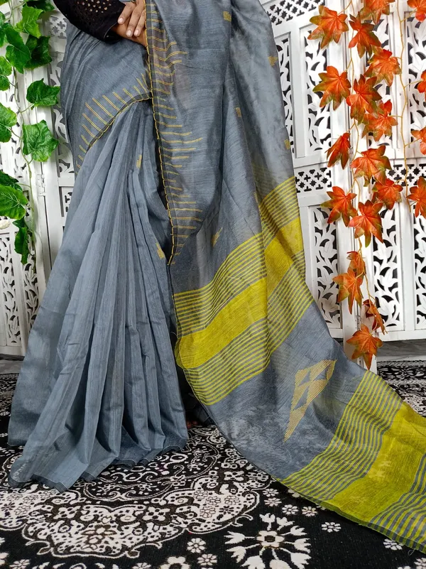 Grey_Cotton_Silk_Weaving_Work_Handloom_Saree