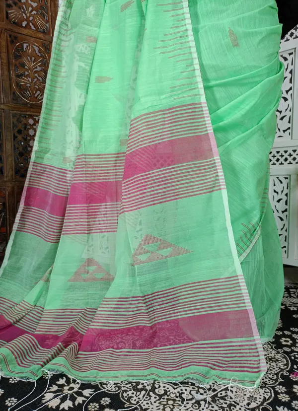 Green_Cotton_Silk_Weaving_Work_Handloom_Saree