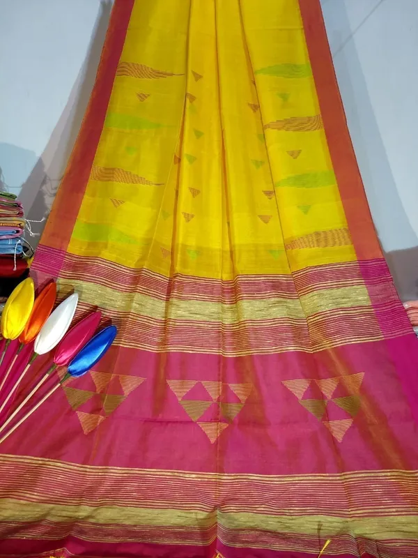 Yellow_Temple_Border_Cotton_Silk_Handloom_Saree