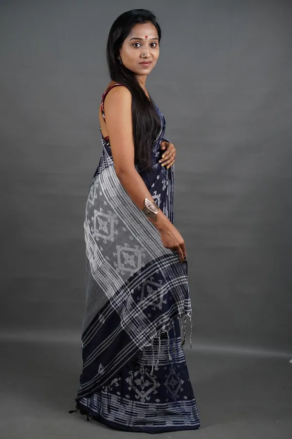 Navy_Blue_Cotton_Handloom_Saree