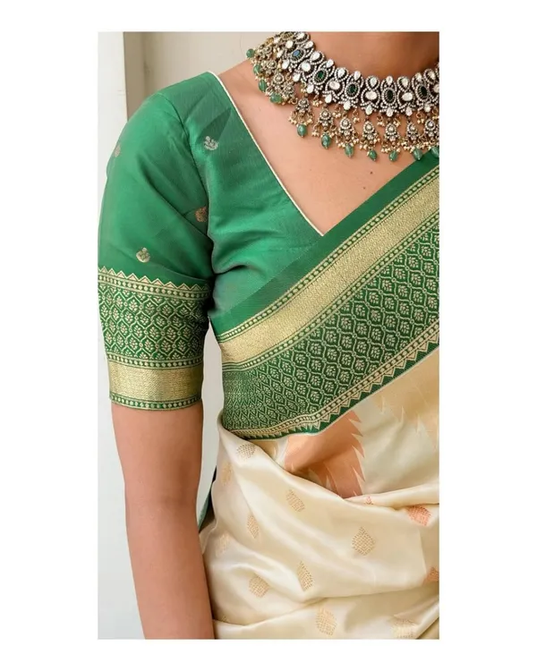 Banarasi_Semi-Silk_Saree_with_Unstiched_Blouse_Piece