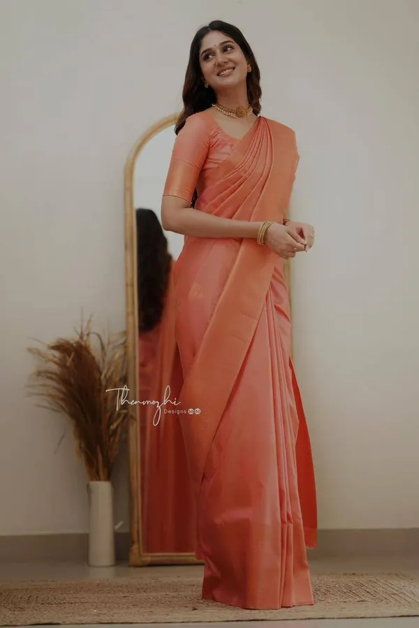 Banarasi_Semi-Silk_Saree_with_Unstiched_Blouse_Piece