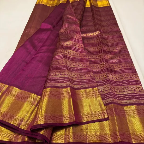 Soft_Banarasi_Lichi_Silk_Saree_with_Unstiched_Blouse_Piece