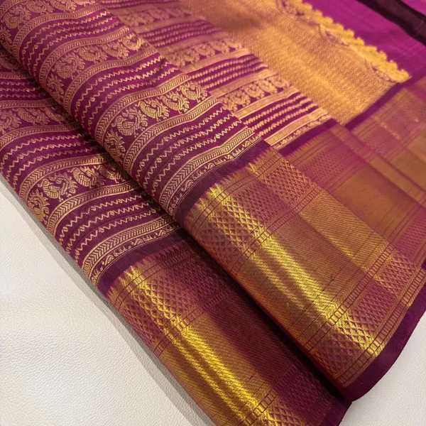 Soft_Banarasi_Lichi_Silk_Saree_with_Unstiched_Blouse_Piece
