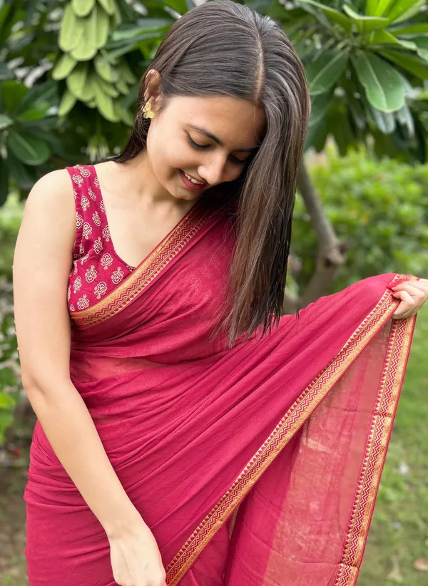 Pure_100%_Mul_Cotton_Saree_With_Unstiched_Blouse_Piece