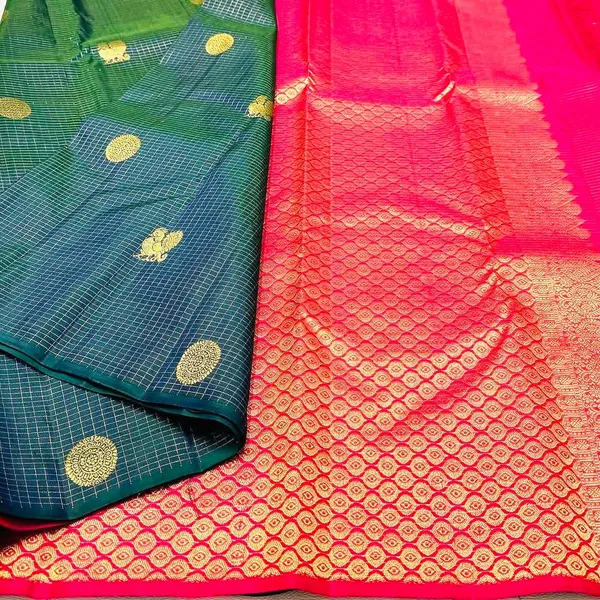 Soft_Banarasi_Lichi_Silk_Saree_with_Unstiched_Blouse_Piece