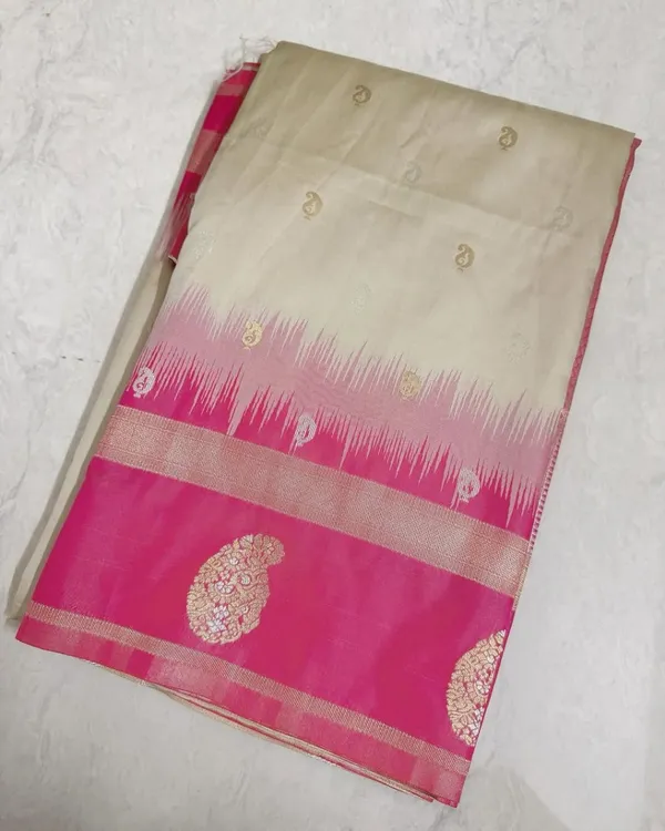 Banarasi_Semi-Silk_Saree_with_Unstiched_Blouse_Piece