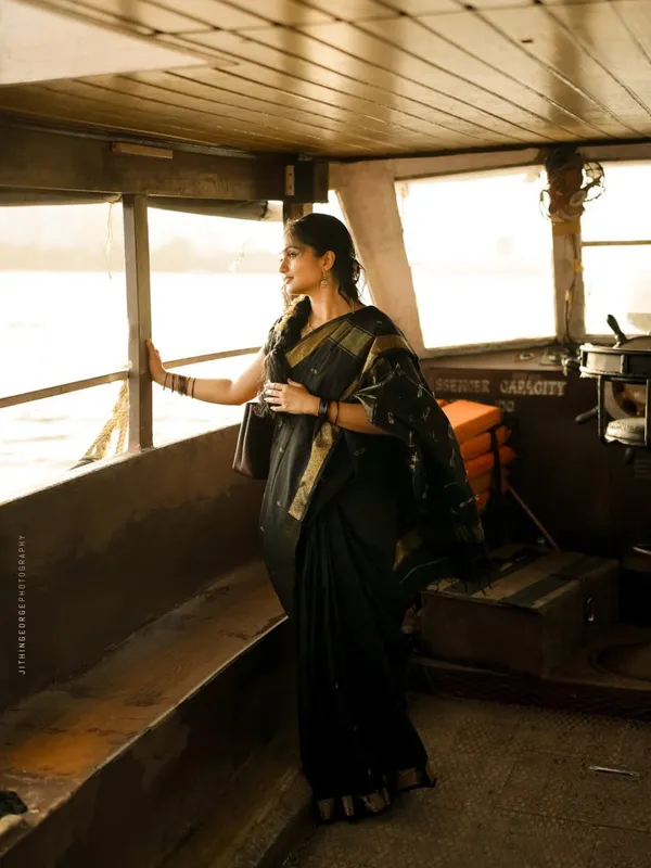 Cotton_Silk_Saree_with_Unstiched_Blouse_Piece