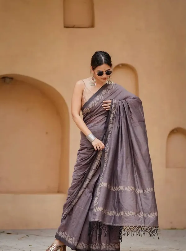 Linen__Saree_(With_Unstitched_Blouse)