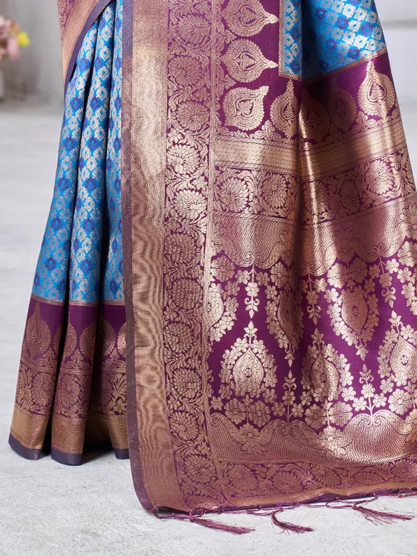Denouement_Blue_Soft_Banarasi_Silk_Saree_With_Redolent_Blouse_Piece