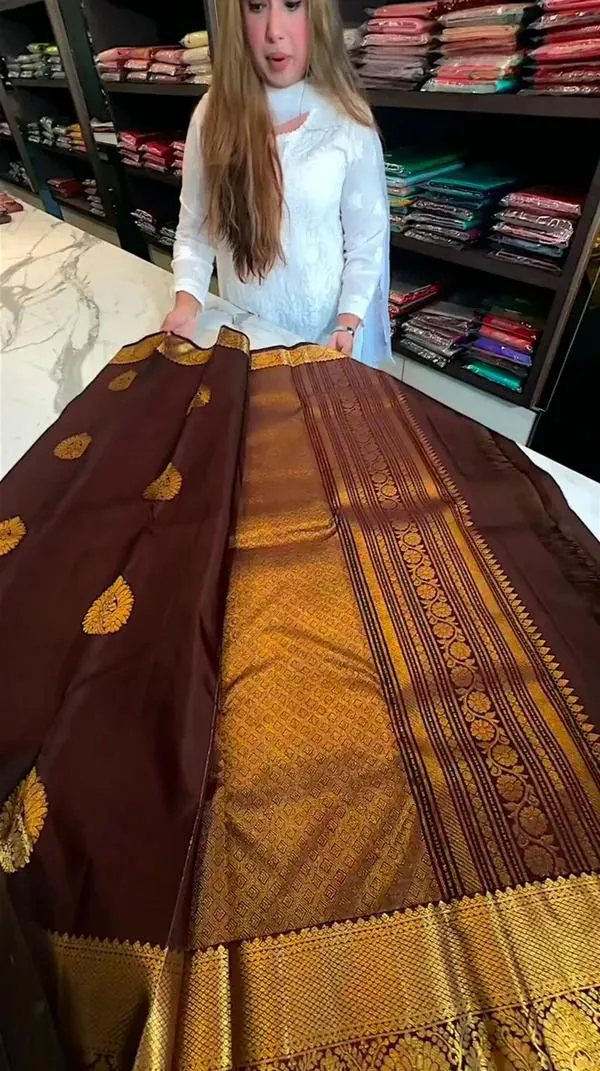 Tremendous_Choclate_Soft_Banarasi_Silk_Saree_With_Supernal_Blouse_Piece