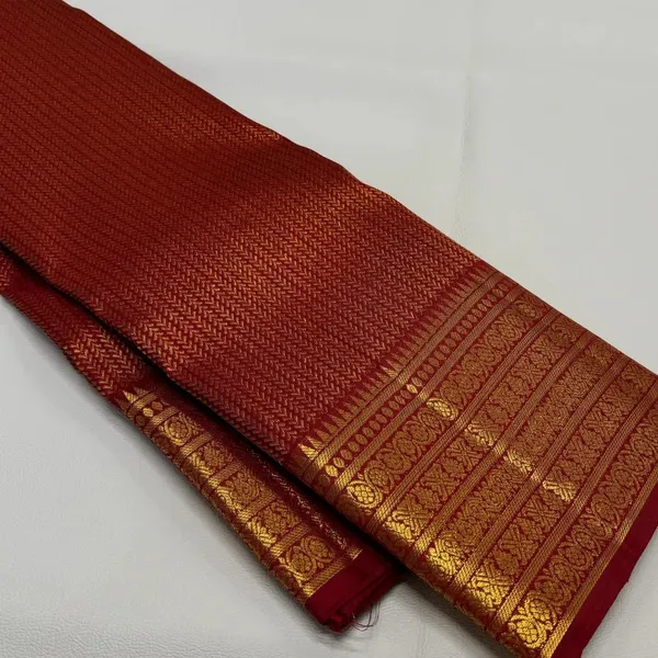 Soft_Banarasi_Lichi_Silk_Saree_with_Unstiched_Blouse_Piece
