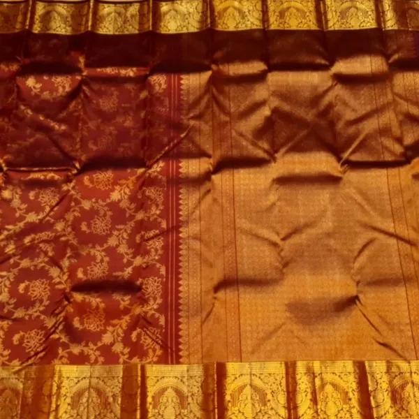Soft_Banarasi_Lichi_Silk_Saree_with_Unstiched_Blouse_Piece