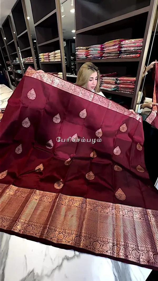 Tremendous_Maroon_Soft_Banarasi_Silk_Saree_With_Supernal_Blouse_Piece