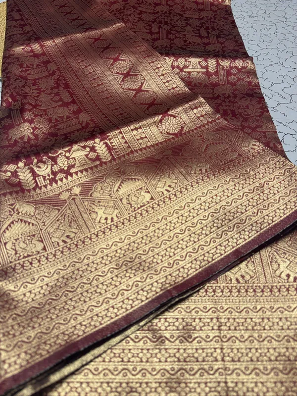 Soft_Banarasi_Lichi_Silk_Saree_with_Unstiched_Blouse_Piece