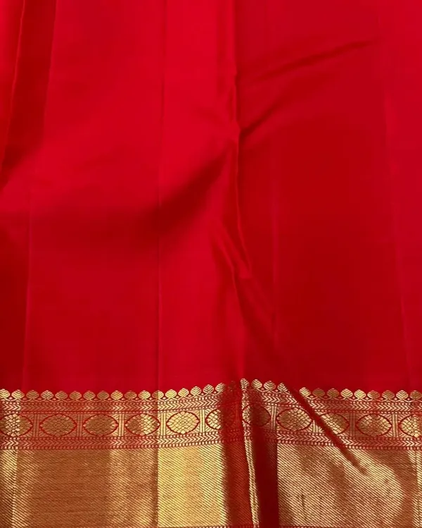 Soft_Banarasi_Lichi_Silk_Saree_with_Unstiched_Blouse_Piece