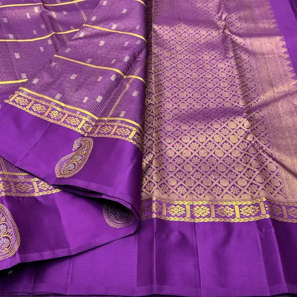 Soft_Banarasi_Lichi_Silk_Saree_with_Unstiched_Blouse_Piece