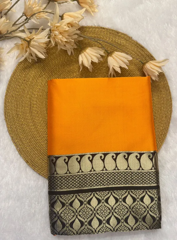 Rajvanshi_Soft_Banarasi_Lichi_Silk_Saree_with_Unstiched_Blouse_Piece