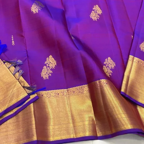 Soft_Banarasi_Lichi_Silk_Saree_with_Unstiched_Blouse_Piece