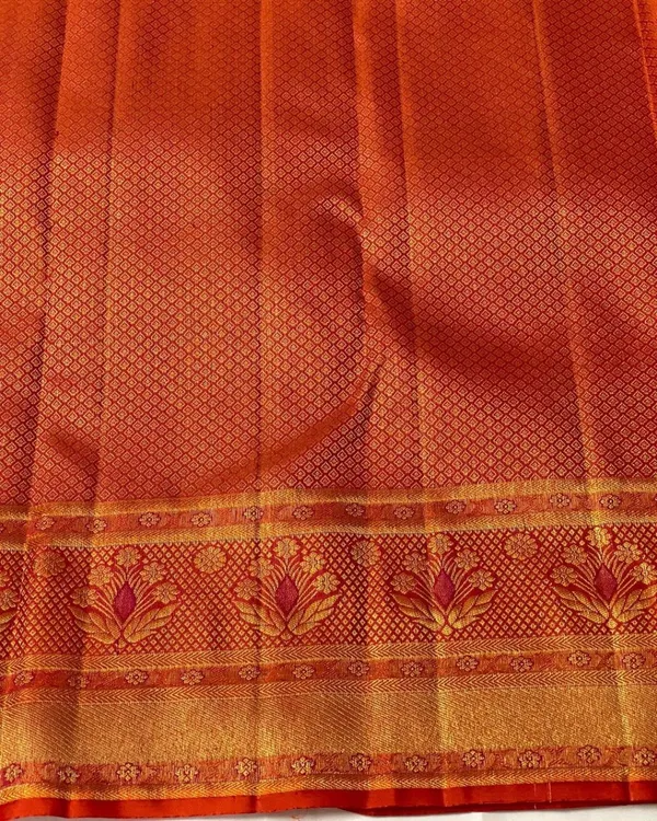 Soft_Banarasi_Lichi_Silk_Saree_with_Unstiched_Blouse_Piece