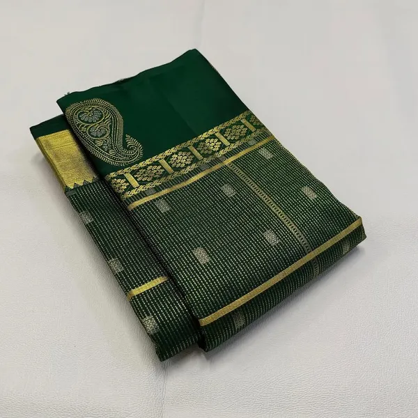 Soft_Banarasi_Lichi_Silk_Saree_with_Unstiched_Blouse_Piece