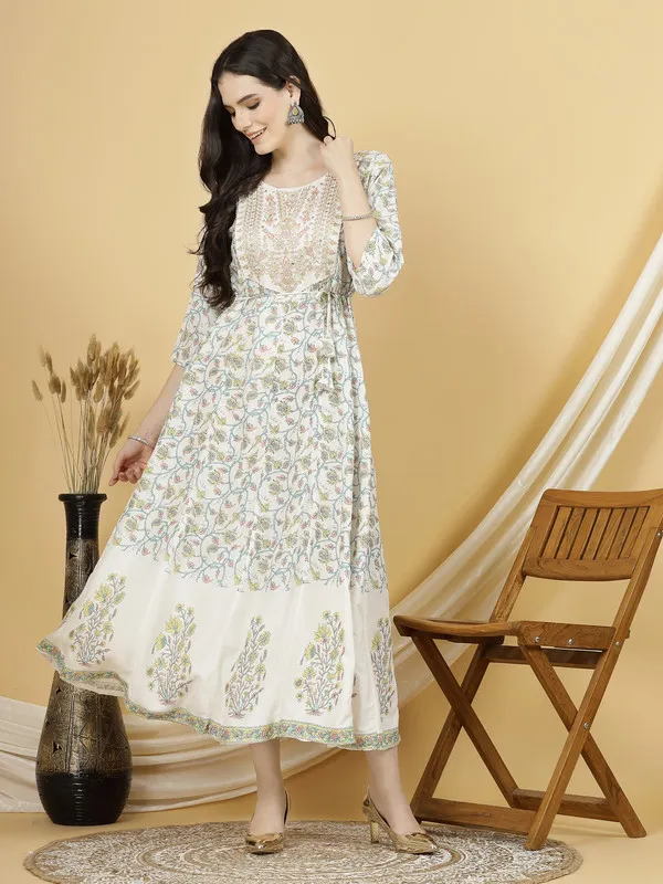 Designer_Kurti_Gowns_for_Fashion_Forward_Women