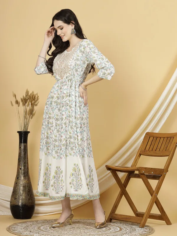 Designer_Kurti_Gowns_for_Fashion_Forward_Women