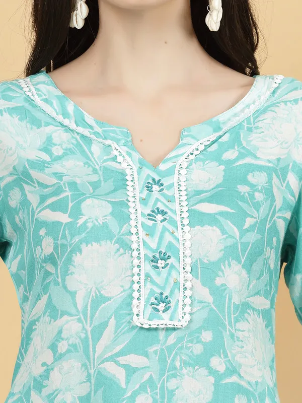Elegant_Kurti,_Pant_&_Dupatta_with_Rich_Embroidery