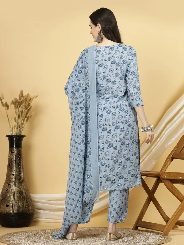 Ethnic_Chic_Kurti,_Pant_&_Dupatta_Set