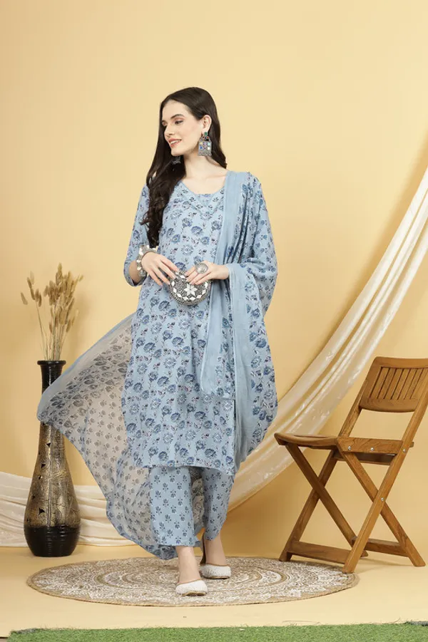 Ethnic_Chic_Kurti,_Pant_&_Dupatta_Set