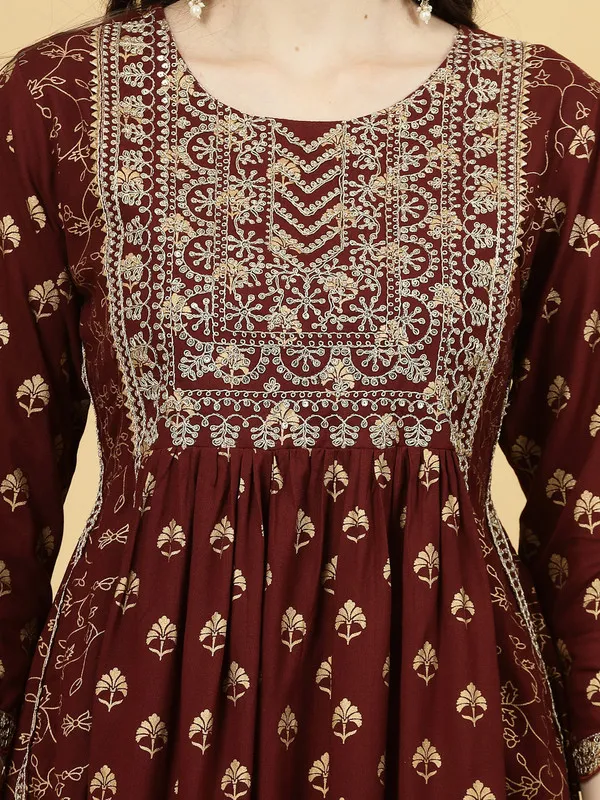 Comfortable_Kurti,_Pant_&_Dupatta_Set_for_Everyday_Wear
