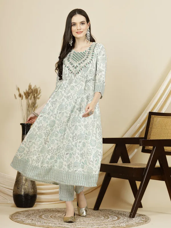 Contemporary_Kurti,_Pant_&_Dupatta_Set