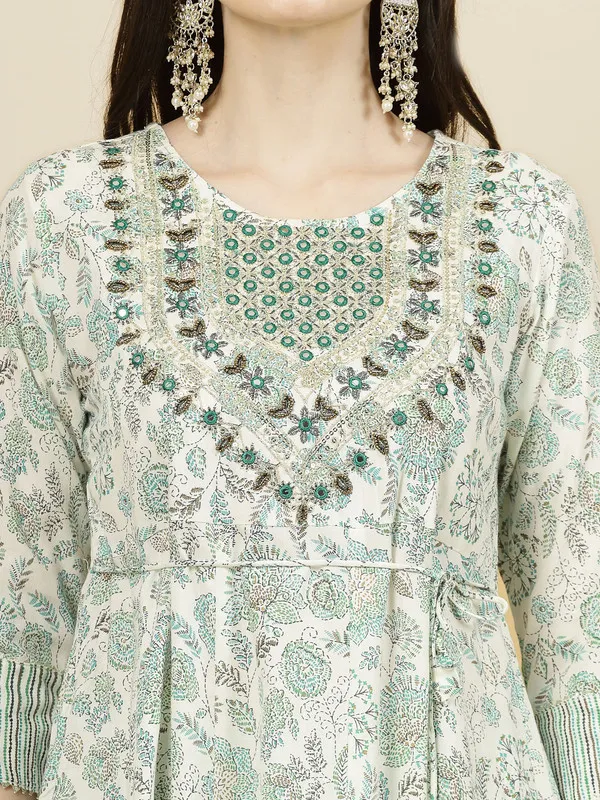 Contemporary_Kurti,_Pant_&_Dupatta_Set