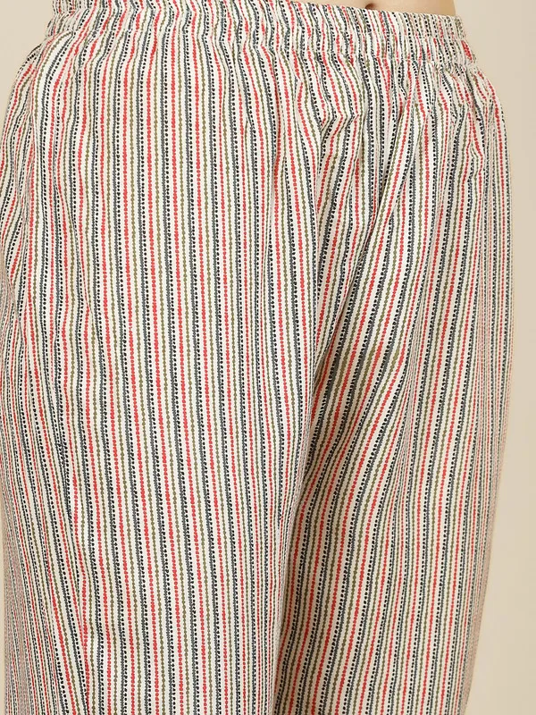 Cool_&_Comfortable_Kurti,_Pant_&_Dupatta_Set