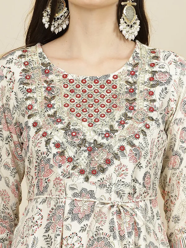 Cool_&_Comfortable_Kurti,_Pant_&_Dupatta_Set