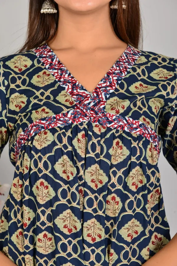 Beautiful_Printed_Kurti_Pant_Dupatta_Set_-_Jaipur_Traditional_Handwork_Kurta_for_Casual_Wear