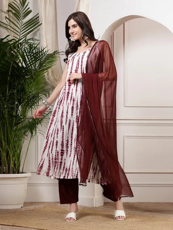 Handwoven_Kurti,_Pant_&_Dupatta_Set