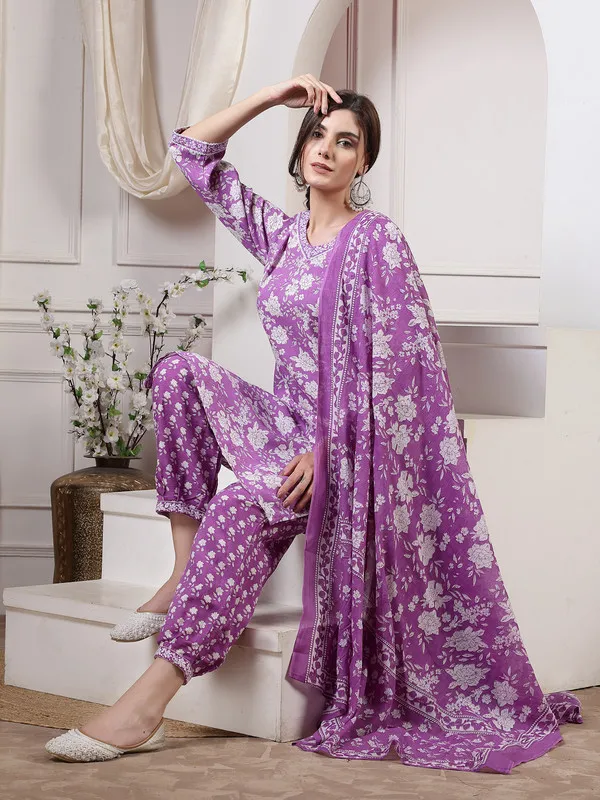 Ethnic_Print_Kurti,_Pant_&_Dupatta_Combo