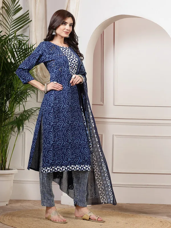 Premium_Quality_Kurti,_Pant_&_Dupatta_Ensemble
