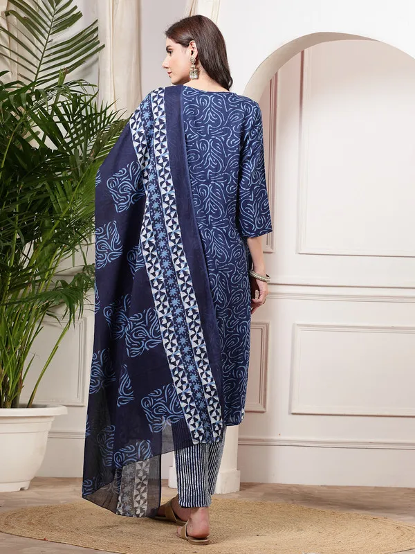 Premium_Quality_Kurti,_Pant_&_Dupatta_Ensemble