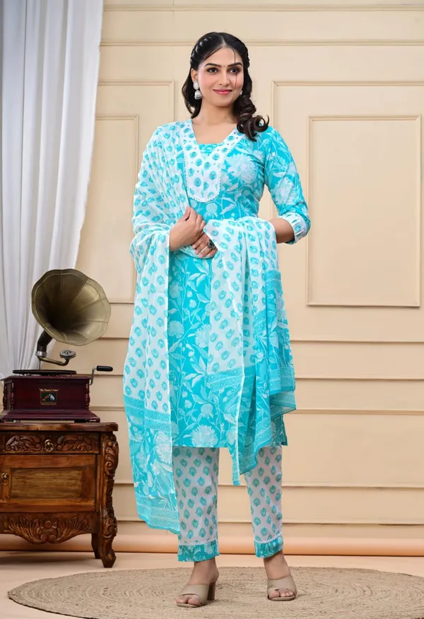 Pure_Printed_Cotton_Turquoise_Kurti_Set_for_summer