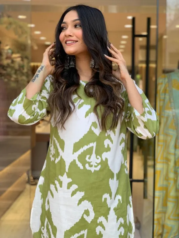 Green_Parrot_Rayon_Co-Ord_Set