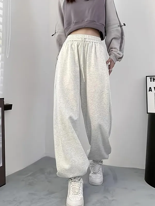 Klowvila_fashion__WOMEN_TRENDY_RECYCELD_COTTON_TERRY_FABRIC_JOGGERS_WITH_ELASTICATED_WAIST_BAND_AND_LEG_OPENING