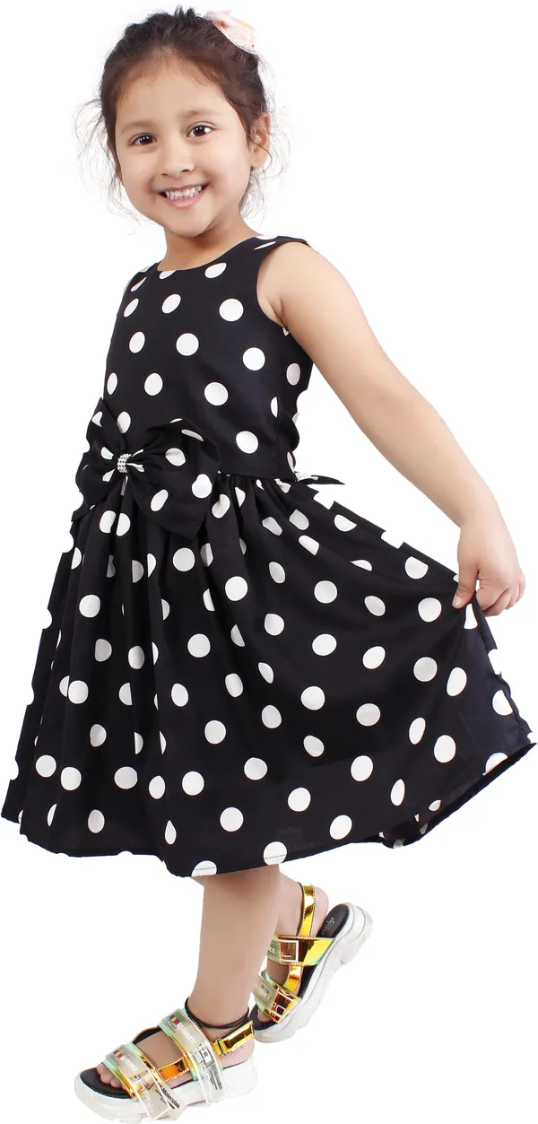 Black_Crepe_Premium_Fit_And_Flare_Dress_For_Girls