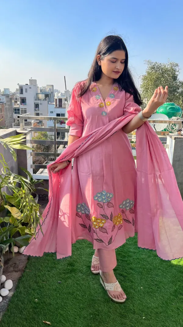 Biba_Jaipur_Blush_Pink_Floral_Embroidered_Anarkali_Kurta_Set_with_Dupatta