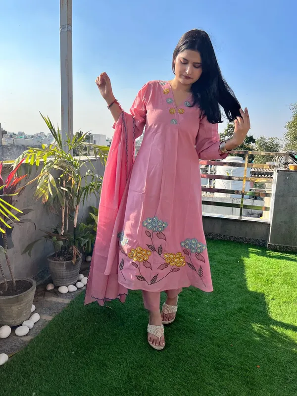 Pink_Cotton_Kurta_Set_For_Women