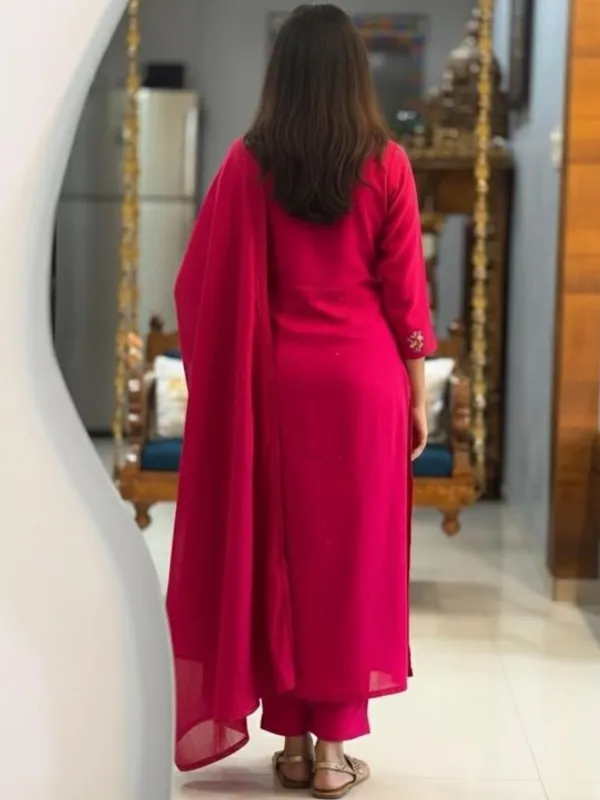 Biba_Jaipur_Women_Embroidered_Regular_Kurta_with_Trousers_&_With_Dupatta
