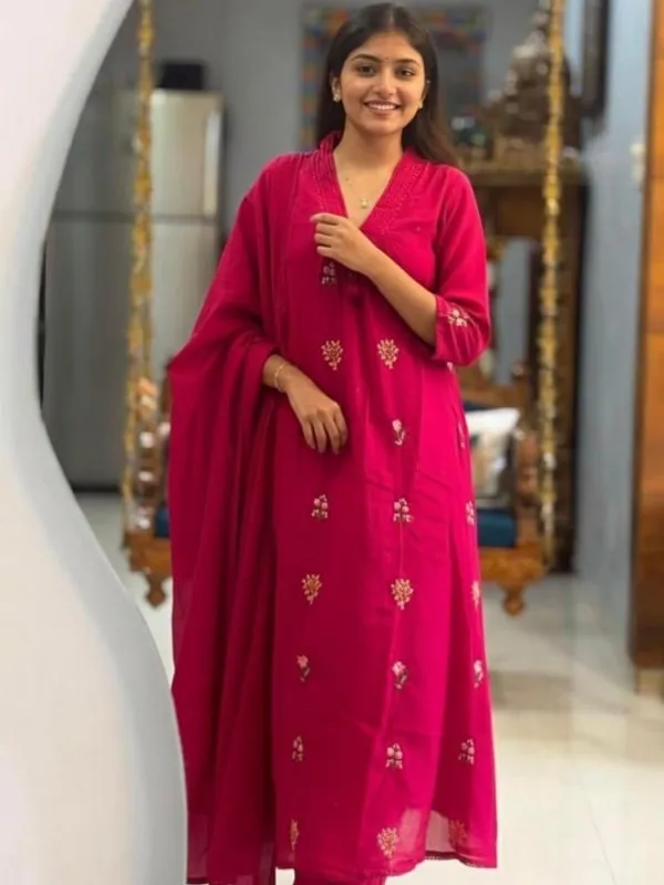Biba_Jaipur_Women_Embroidered_Regular_Kurta_with_Trousers_&_With_Dupatta