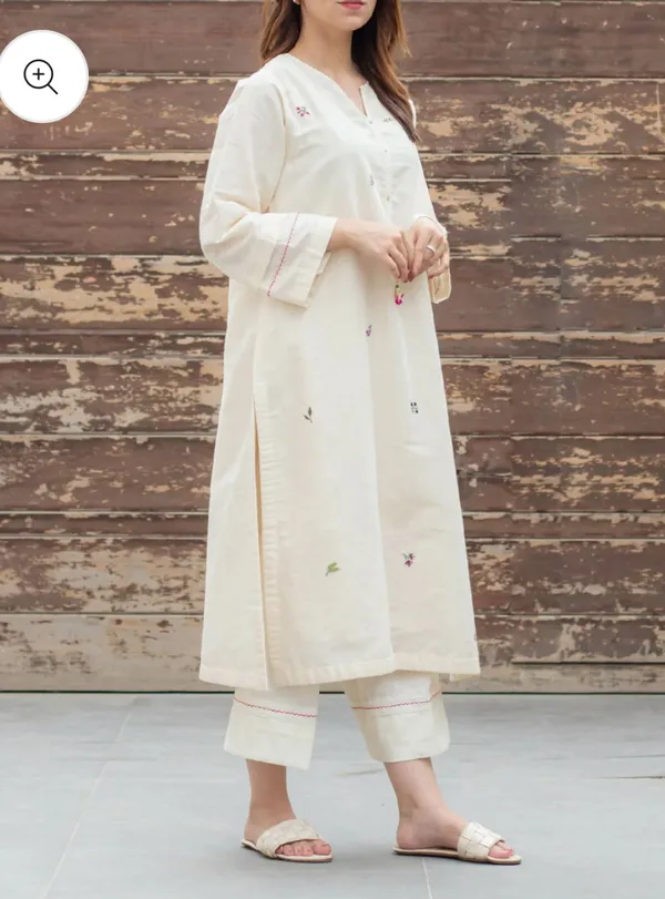 Off-White_Embroidered_Kurta_with_Straight_Pants